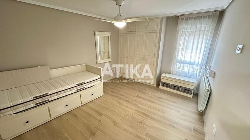 Foto 7f68f343-e22d-408c-b1b9-1581e3a7176c. Flat with heating in Centro Ontinyent