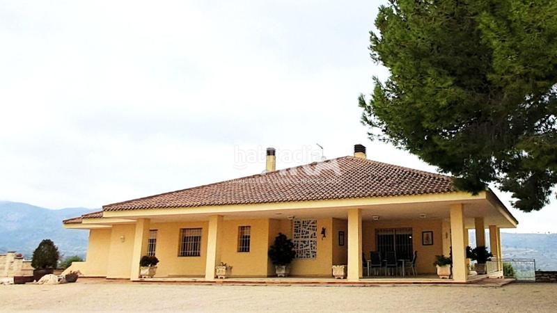 Foto 51be029a-4b21-4c6d-a914-55cbe227b276. Chalet precioso chalet en venta con impresionantes vistas a la montaña en Ontinyent