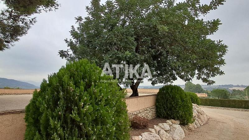 Foto f14e63bc-e7c0-4946-85c1-ca26b1c739f0. Chalet precioso chalet en venta con impresionantes vistas a la montaña en Ontinyent