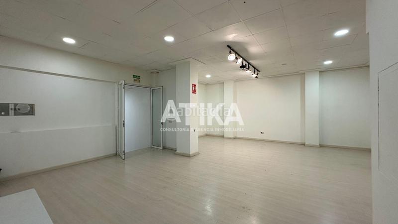 Foto 23bf2a2e-48b6-4a2c-89fd-7a13ed950381. Location local commercial dans Centro Ontinyent