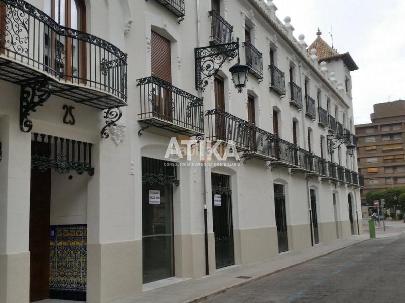Foto bddb6d75-6c1a-4149-8bea-644d159dd800. Rent business premise in Centro Ontinyent