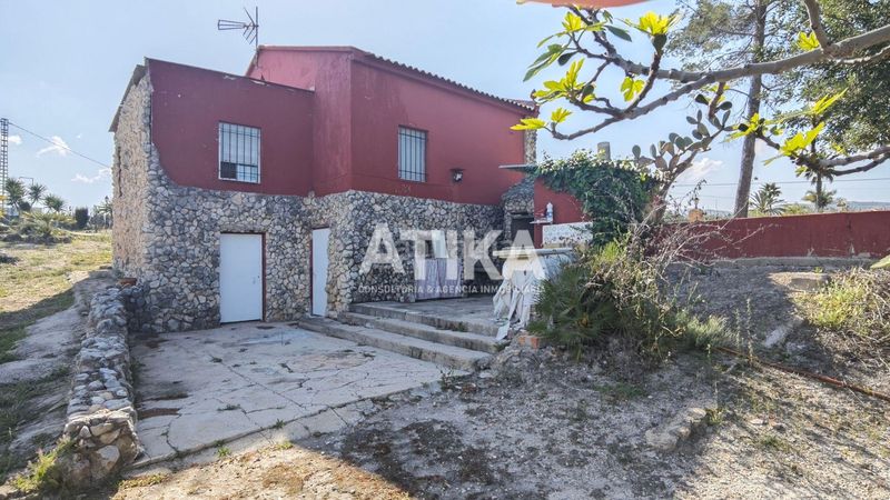 Foto 73a1a58c-47d8-4b6d-beaa-604cad99d8ae. Xalet amb piscina a Santa Ana Ontinyent