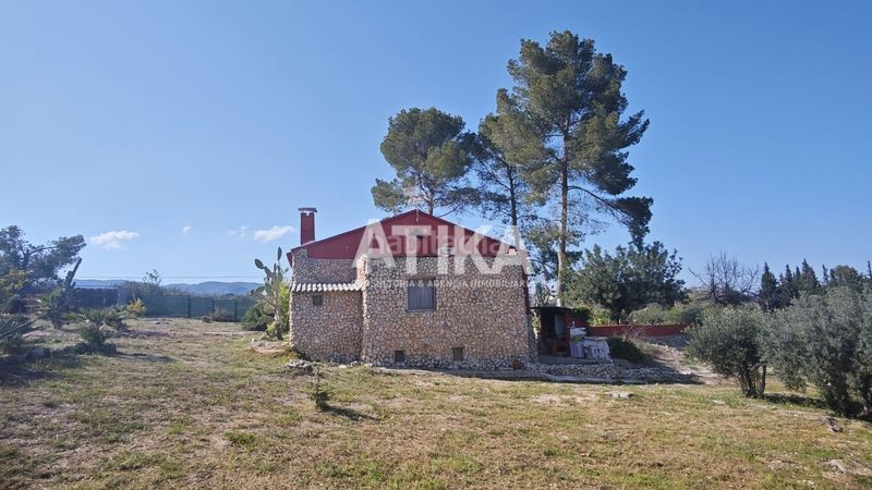 Foto fae82aab-9f4e-4885-9814-af36da928f17. Xalet amb piscina a Santa Ana Ontinyent