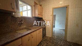 Pis a Sant Rafael. Bajo vivienda en venta en san rafael con patio, para reformar a