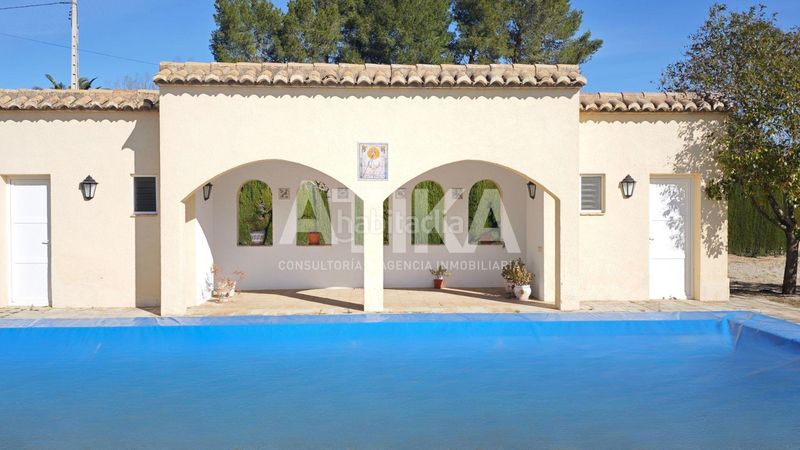 Foto a85536db-4397-4963-9c5a-dea7e9054d9b. Xalet amb calefacció piscina a Santa Ana Ontinyent