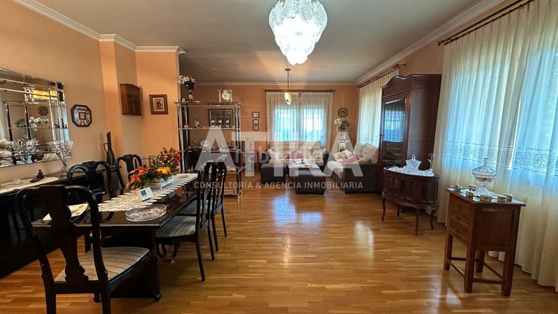 Foto 42dcfe33-2e96-4296-b2cb-4784109df3d8. Xalet amb calefacció a El Pilar Ontinyent