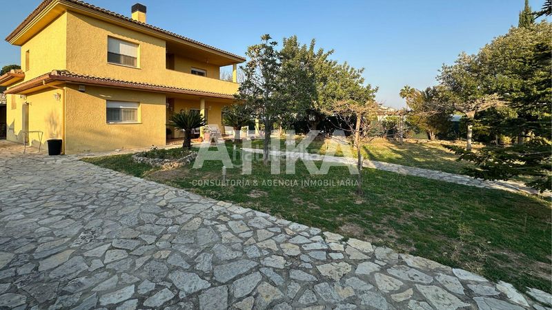 Foto 8ffa3a31-c467-48a4-bab9-6fe39699d03a. Xalet amb calefacció a El Pilar Ontinyent