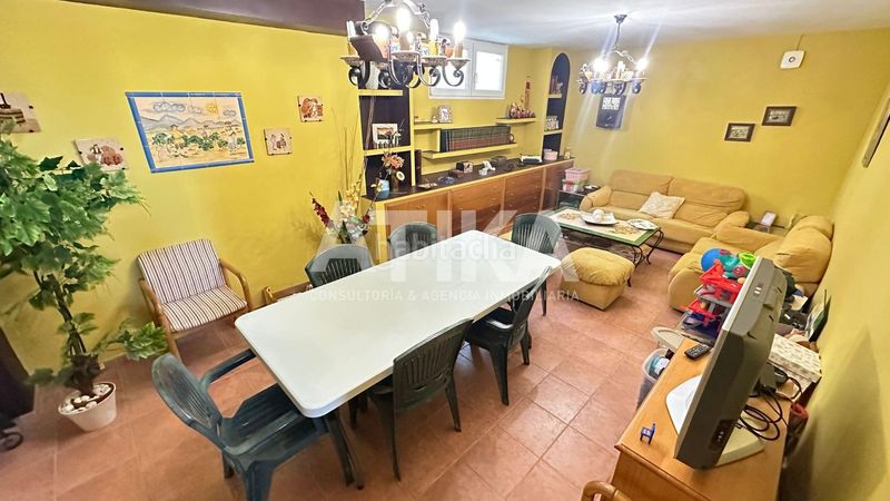 Foto a0d565ce-ab3d-4198-a053-85b4704ce920. Xalet amb calefacció a El Pilar Ontinyent