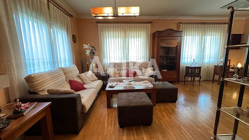 Foto e509b3b5-840f-4a5b-a295-dba34a00465f. Xalet amb calefacció a El Pilar Ontinyent