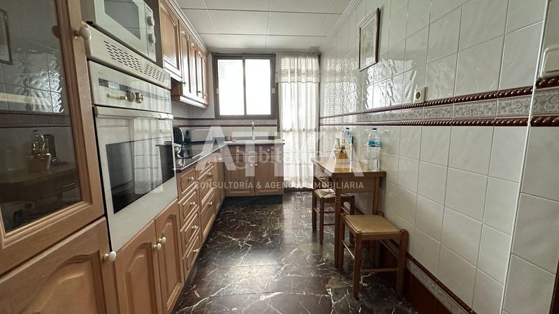Foto a4c8fe24-7cdc-41ac-864c-107e2ce4788c. Piso  a la venta en Centro Ontinyent