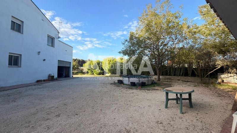 Foto d9ee9d92-2cb8-46fa-af4b-354dfeb599cc. Xalet amb calefacció aparcament a Sant Josep-Zona Hospital Ontinyent