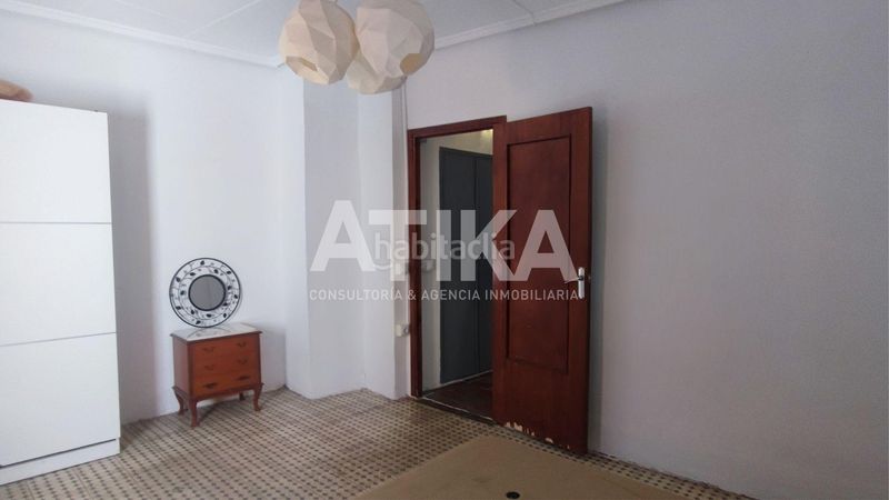 Foto db27efc1-bb54-461a-b6c1-21a9b2b2a564. Casa a Centro Ontinyent