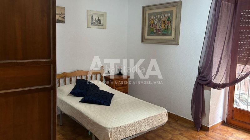 Foto d1618f3c-1d5b-401f-b410-54e5503dbb2b. Casa amb aparcament a Centro Ontinyent