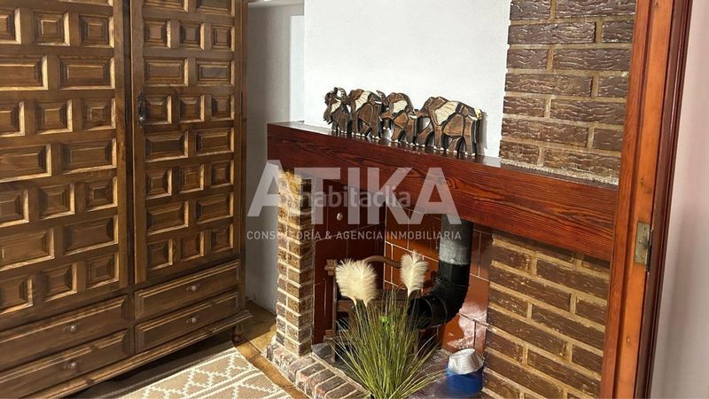 Foto d9b3acd7-2f32-48c2-9cd0-95a0101338bf. Casa amb aparcament a Centro Ontinyent