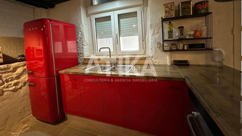 Foto c3072613-5729-4195-9541-3235f7599e8a. Casa amb calefacció a Centro Ontinyent