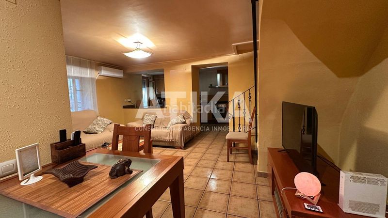 Foto 02722e04-c74b-4dd3-a2a3-71b5e5b2a4ee. Casa amb calefacció a Centro Ontinyent