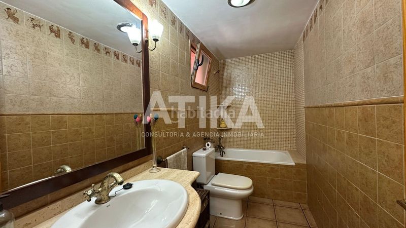 Foto be3f3ef3-e172-4373-82ad-74ea80a1dfa1. Casa amb calefacció a Centro Ontinyent