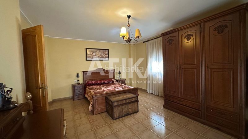Foto d1b070a8-a6a8-4b71-83cd-13fc68e03bca. Casa amb calefacció a Centro Ontinyent