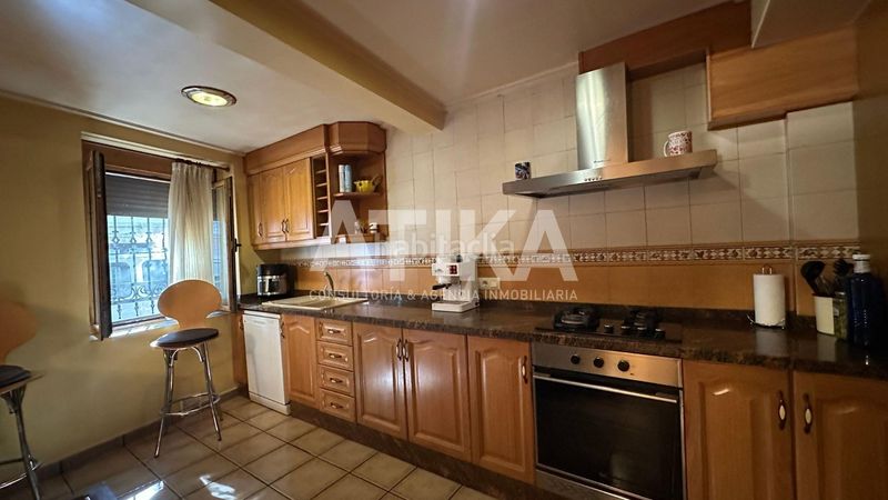Foto de0f2d0f-b9b2-4d57-aa7c-9eb068c23579. Casa amb calefacció a Centro Ontinyent