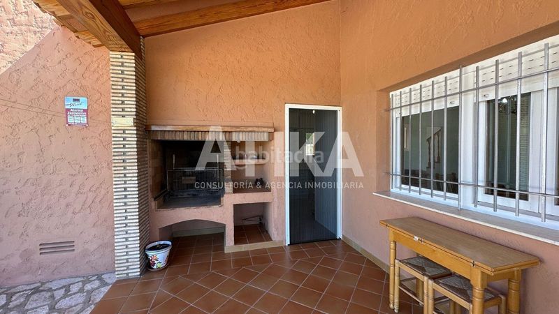 Foto b898e1dc-5e7a-4919-b8f1-71f8c64e027a. Xalet amb calefacció aparcament piscina a Agullent