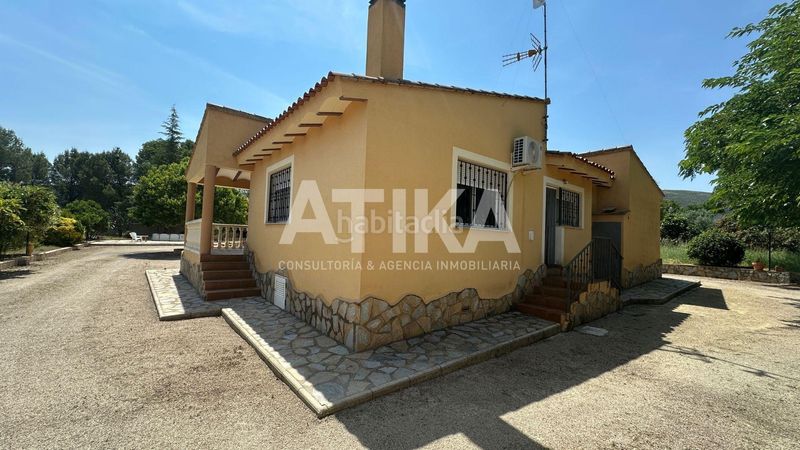 Foto adba0f7c-3752-4cf8-9bb6-b4f571b706ea. Xalet a El Llombo Ontinyent