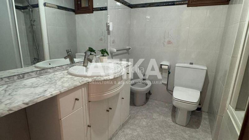 Foto 43a0effb-616a-4456-908a-6b81e8000d17. Àtic amb calefacció aparcament a Centro Ontinyent