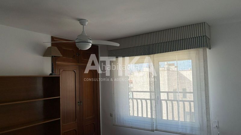 Foto f429a18a-7603-4e7f-9d87-64e4083ed9e8. Àtic amb calefacció aparcament a Centro Ontinyent