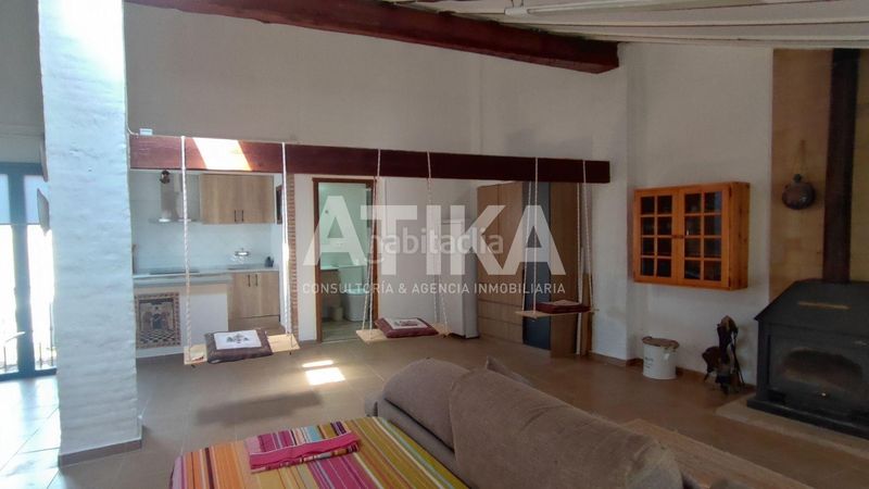 Foto 31118110-3861-43ed-a526-34d86997a990. Casa amb calefacció a Centro Ontinyent