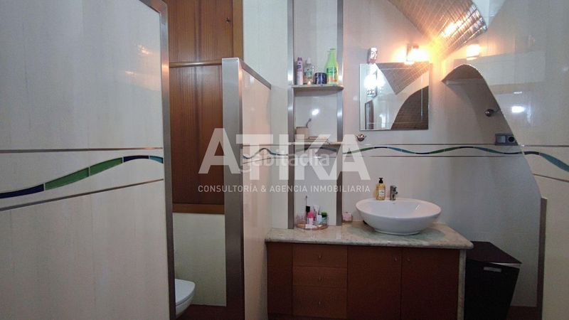 Foto c893e121-477b-439a-a87d-44714ca4b2b1. Casa amb calefacció a Centro Ontinyent