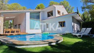 Chalet à El Pilar. Fabuloso chalet a la venta  ontinyent