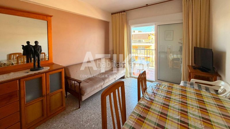 Foto 9e02d9d5-d606-4643-9a1c-96756d65523a. Pis a Bellreguard