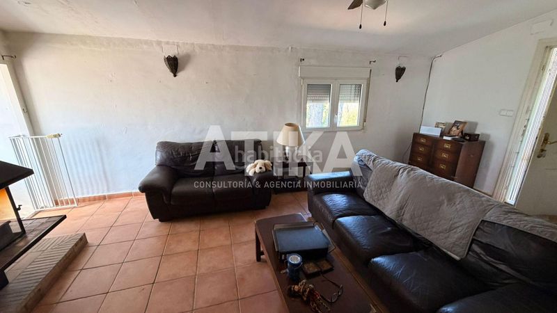 Foto 809c2a6c-9a79-4dd0-ae30-6089bd732d8e. Chalet  en venta en El Llombo Ontinyent