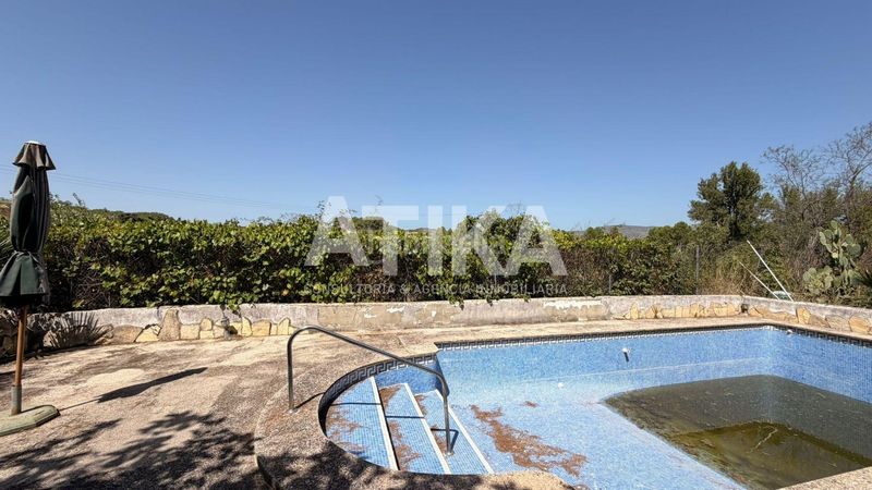 Foto 86ad6782-d1d4-46e1-8042-bf9cc10172d8. Chalet  en venta en El Llombo Ontinyent