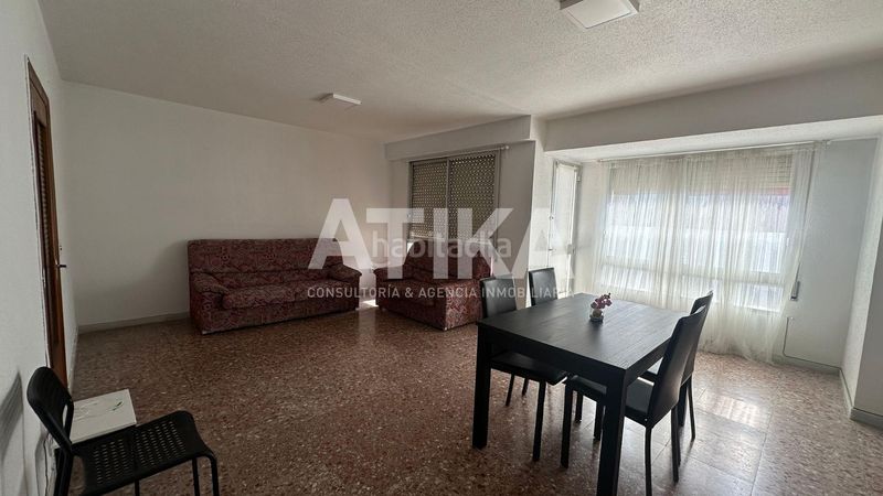 Foto 74abd10e-6cd1-4de2-92b4-f51b05b50075. Pis a Centro Ontinyent