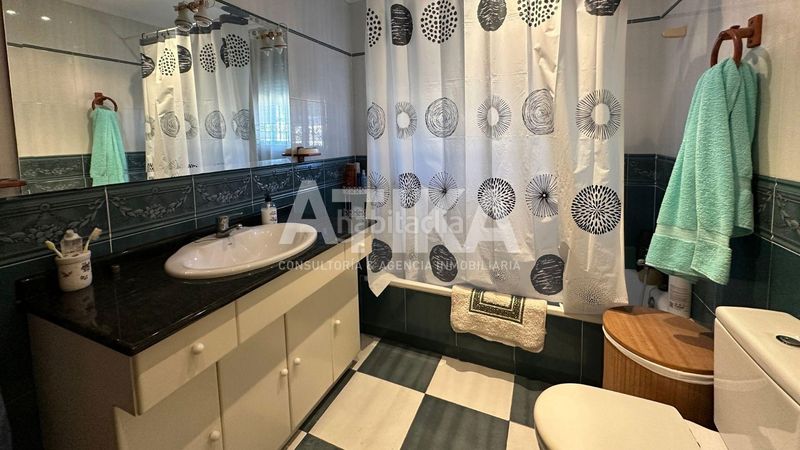 Foto 056a0db2-d558-4bb3-bdcf-cfddf02d06ed. Xalet a Agullent