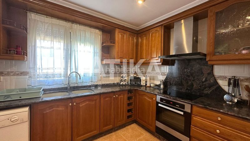 Foto 6e9014a2-d464-4aaf-b6b3-cfa12f55e49e. Xalet a Agullent