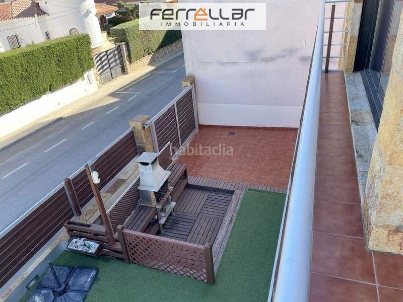 Foto 557f6317-3bc8-4653-ba52-3d21b5cec361. Xalet amb calefacció aparcament piscina a La Dorada Cambrils