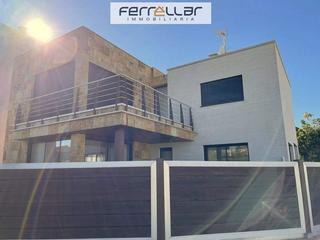 Xalet a La Dorada. Chalet individual en la ardiaca cambrils