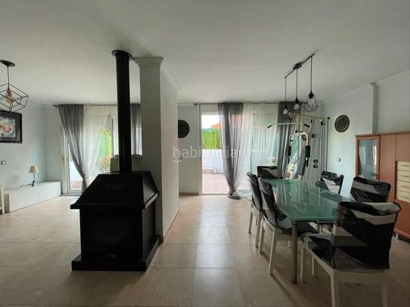 Foto 57d55291-2633-4bbd-8c8f-53a39ea2f299. Casa a schiera con riscaldamento parcheggio piscina in Cambrils