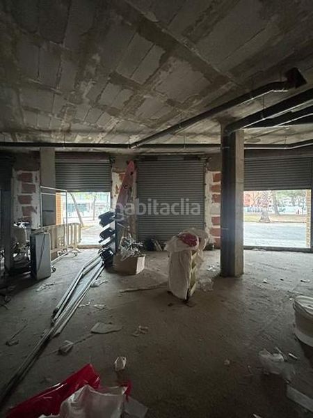 Foto 69ec0119-0b3a-428b-8820-b4fe29b0012f. Local comercial a Els Esquirols Cambrils