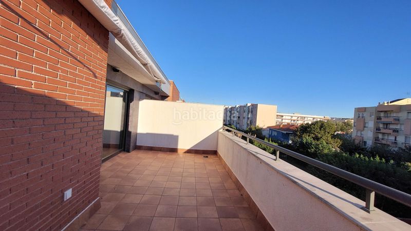 Foto 3b9b71cc-c94d-4b06-a055-de09fe3e66e2. Casa adossada amb calefacció aparcament piscina a Salou