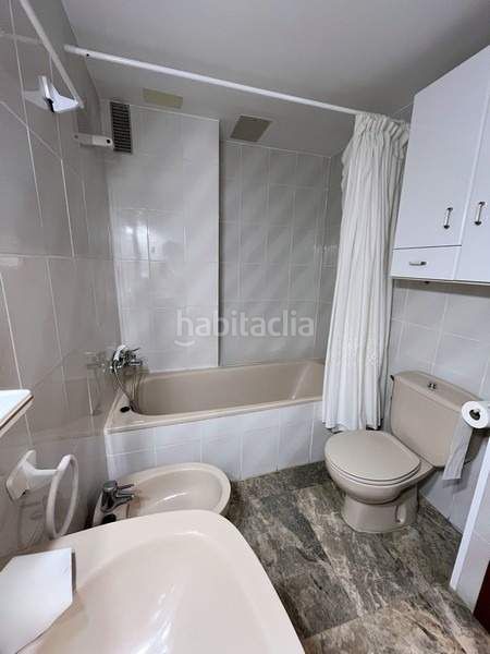 Foto 8b2c8c61-89ae-459a-8c47-c51c8ef1257a. Apartament amb piscina a Mar i Camp - Platja dels Capellans Salou