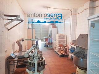 Local Comercial  Manises - cl alicante. Amplio y luminoso local junto hospital de manises