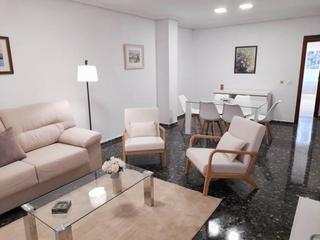 Location Appartement  Valencia - cl martin el humano. Luminoso piso para entrar junto ángel guimerá