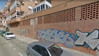 Local commercial à Barrio Peral-San Félix. Se vende local comercial en gabriela mistral totalmente diáfano