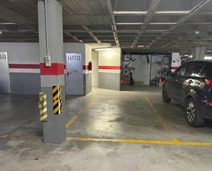 Aparcament cotxe  Calle calle de antonio machado. Se venden plazas de garaje en zona hispania junto al mandarache