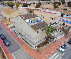 Chalet  Calle de san juan. Se vende precioso chalet en santiago de la ribera con amplio sót
