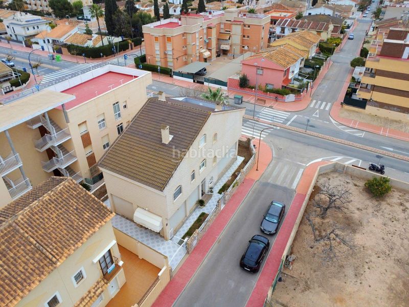 Foto ae868d70-9a99-43c9-9fb7-869d03087636. Chalet se vende precioso chalet en Santiago de La Ribera con amplio sótano, jardín y terraza en San Javier