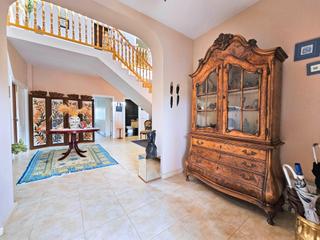 Xalet a Canteras. Se vende impresionante chalet en tentegorra con piscina propia y