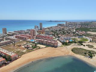 Piso  Urbanizacion tessy dos-manga bloque 3. Se vende piso de 3 dormitorios con terraza y trastero en la mang